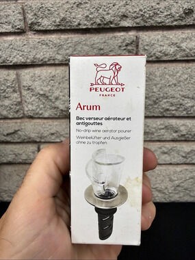 Peugeot Arum Non-Drip Wine Aerator Pourer White & Black